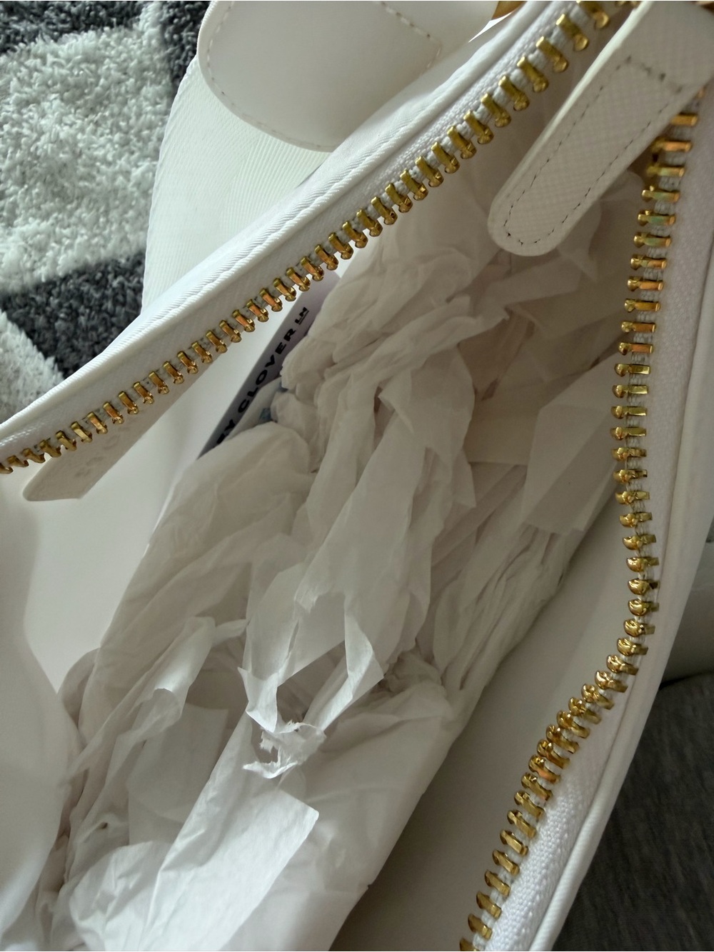 Stoney Clover Lane White Shoulder Bag with Gold Hardware - Picture 3 of 4